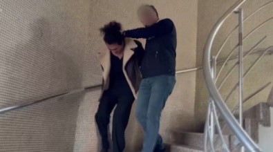 Santaji Meslek Haline Getiren Gaga Bulut Tutuklandi