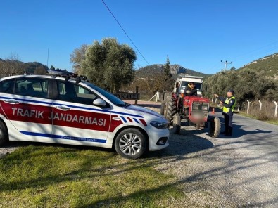 Aydin'da Tarim Araçlarina Yönelik Denetim Yapildi