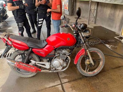 Diyarbakir'da Islem Yapilan 35 Bin 361 Süpheliden 2 Bin 150'Si Tutuklandi