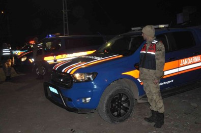 Kars'ta Eksi 10 Derece Sogukta Yilbasi Uygulamasi