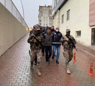 Narkotik Polisi 2022'De Uyusturucu Tacirlerine Darbe Vurdu Açiklamasi 3 Bin 22 Sahis Yakalandi, 645'I Tutuklandi