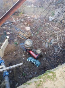 Ödemis'teki Kazada Soför Hayatini Kaybetti