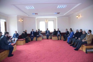 Baskan Oguz Açiklamasi 'Harcadiklari Para 58 Milyar Fakat Kahramankazan'a Kazandirdiklari Eser Sifir''