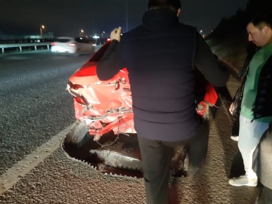 TEM'de 5 Araç Birbirine Girdi Açiklamasi 1 Yasindaki Bebek Yaralandi