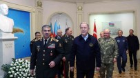 Bakan Akar Için Azerbaycan Savunma Bakanligi'nda Askeri Tören Düzenlendi