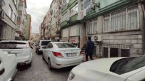 Fatih'te Döverek Öldürdükleri Adami Sokaga Attilar, Polis Ayni Gün Yakaladi