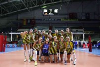 CEV Sampiyonlar Ligi Açiklamasi Fenerbahçe Opet Açiklamasi 3 - Tenerife La Laguna Açiklamasi 0