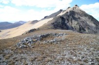 Türkiye'nin En Yüksek Rakimda Bulunan Siperleri Tarihi Sit Alani Olarak Tescillendi