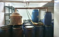 Depo Olarak Kullanilan Bag Evinde 12,5 Ton Kaçak Içki Ele Geçirildi