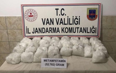 Gürpinar'da 52 Kilo 782 Gram Metamfetamin Ele Geçirildi