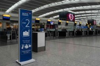 Ingiltere'de Havalimani Ve Limanlarda Görevli Sinir Kuvvetleri Noel'de Greve Gidecek