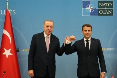 Başkan Erdoğan'ın önerisine Fransa'dan yanıt: 'Doğu Akdeniz Konferansı önerisine olumlu bakıyoruz!'