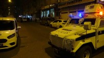 Diyarbakir'da Iki Grup Arasinda Silahli Çatisma Açiklamasi 2 Yarali
