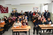 Çorlu'da Okulun Yenilenen Konferans Salonu Açildi
