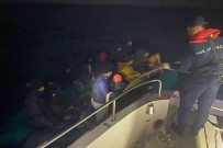 Yunanistan Unsurlarinin Ittigi Düzensiz Göçmenleri Sahil Güvenlik Kurtardi