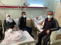 Çapraz Nakille 4 Kisiye Ayni Anda Böbrek Nakli Yapildi, Organ Ailesi Oldular