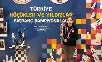 GKV Özel Okullari Ögrencisi Beren Kalyoncu Türkiye Ikincisi