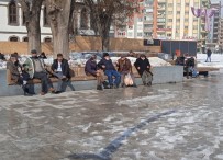 Haftalar Sonra Sicak Havayi Görenler Kendilerini Disari Atti