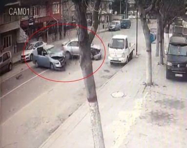 Hatali Dönüsün Feci Kazayla Bittigi Anlar Kamerada