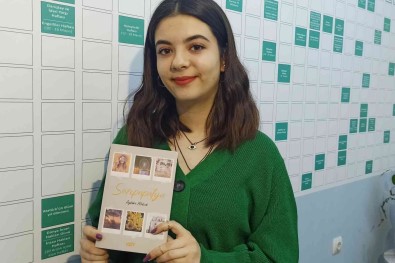 Lise Ögrencisinden 746 Sayfalik Roman