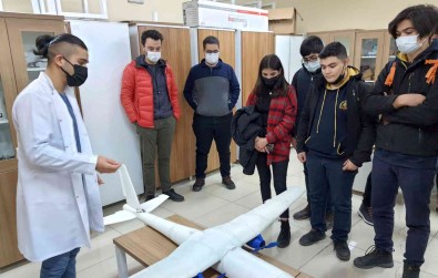 Liseli Ögrencilere Uzay Ve Hava Bilimi Anlatildi