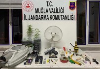 Oteli Uyusturucu Imalathanesine Çeviren Isletmeci Tutuklandi