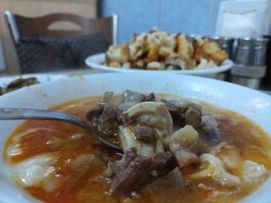 Soguk Havalarda Dogal Sifa Deposu 'Kelle Paça' Çorbasi