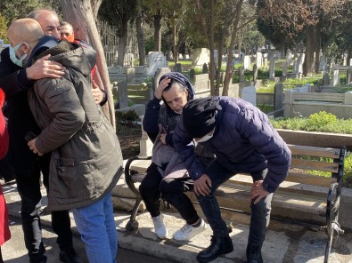 15 Yasindaki Yagmur'un Annesi Nurten Alparslan Açiklamasi 'Elimde Kizimin Saçi Kaldi'