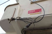 Hirsizlarin Çaldigi Internet Kablolari Yüzünden Iki Mahalle 2 Aydir Evlerine Internet Alamiyor