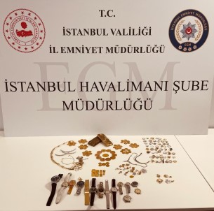 Istanbul Havalimaninda Yabanci Yolcu Kilolarca Külçe Altinla Yakalandi