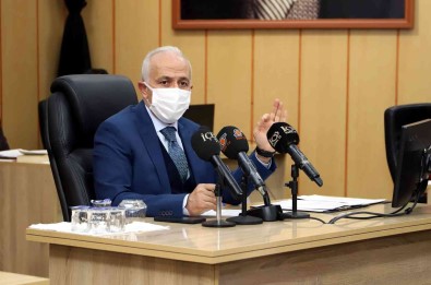 Baskan Gültak Açiklamasi 'Akdeniz 30 Milyon Lira Tutarinda Spor Tesisleri Kazanacak'