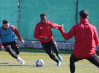 Göztepe'de Hatayspor Maçi Hazirliklari Basladi