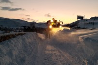 Gümüshane'de Karla Kapli Köy Yollari Açiliyor