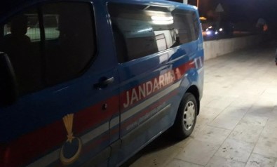 Hayvanlara Bakmak Için Girdigi Damda Ölü Bulundu