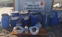 Manisa'da Bag Evine Kaçak Alkol Baskini