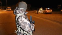 Özel Harekat Polislerinin Katilimiyla Asayis Ve Trafik Denetimi Yapildi
