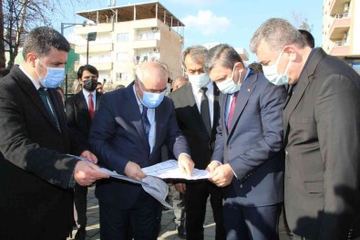 Vali Sahin Genisletilecek Atatürk Parki'nda Incelemelerde Bulundu