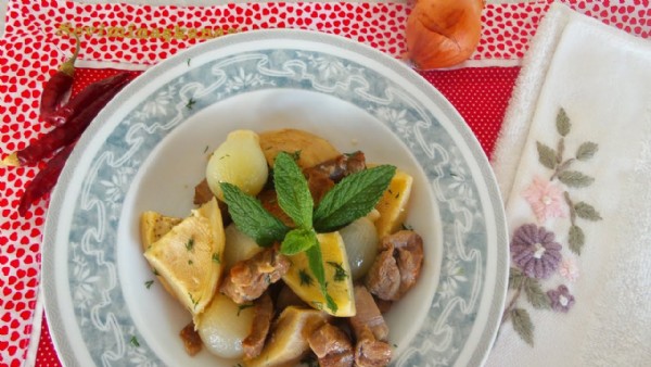 Etli Enginar Çorbası Nasıl Yapılır? Evde Kolay Etli Enginar Çorbası Tarifi