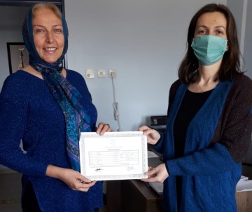 Çanakkale'de 53 Yasindaki Kadin Liseyi Bitirdi