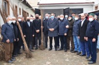 Çiftçilere 3 Bin 350 Adet Cennet Hurmasi Ve Incir Fidani Ücretsiz Dagitildi