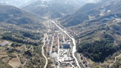 Sel Felaketini Yasayan Bozkurt Yeniden Insa Ediliyor