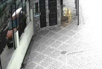 Suç Makinesi Çocuk Hirsiz Son Isinde Yakayi Ele Verdi