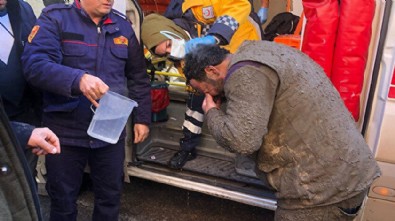 Türkiye bu işçiyi konuşuyor: 'Ambulansın hastadan kıymetli olduğu günleri unutun gitsin'