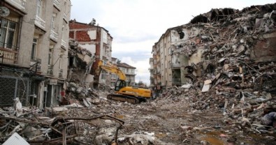 AFAD duyurdu! Komşu ülkeler art arda sallanıyor: 6.2 büyüklüğünde deprem