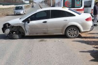 Elazig'da Trafik Kazasi Açiklamasi 4 Yarali