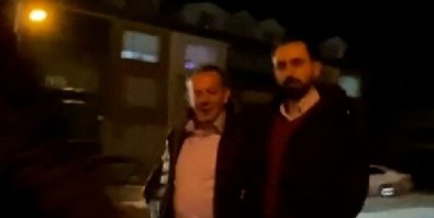 Zevk ve sefa düşkünü! CHP'li Tanju Özcan alkollü ve dansöz oynatılan mekanda eğlendi!