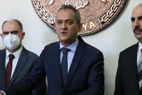 Bakan Özer'den Ögretmenlik Meslek Kanunu Yönetmelik Taslagina Iliskin Görüs Paylasma Çagrisi