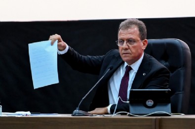CHP'de her türden skandal var! CHP'li Mersin belediyesinde 28 Şubat tarzı fişleme rezaleti!