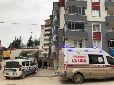 Kendisinden Haber Alinmayan Sahis Evinde Ölü Bulundu