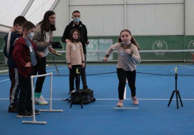 Türkiye Sportif Yetenek Taramasi Ve Spora Yönlendirme Programi Basladi